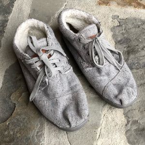 Grey toms sneakers fleece lined